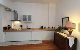 Daisy Apartment - City Center La Spezia