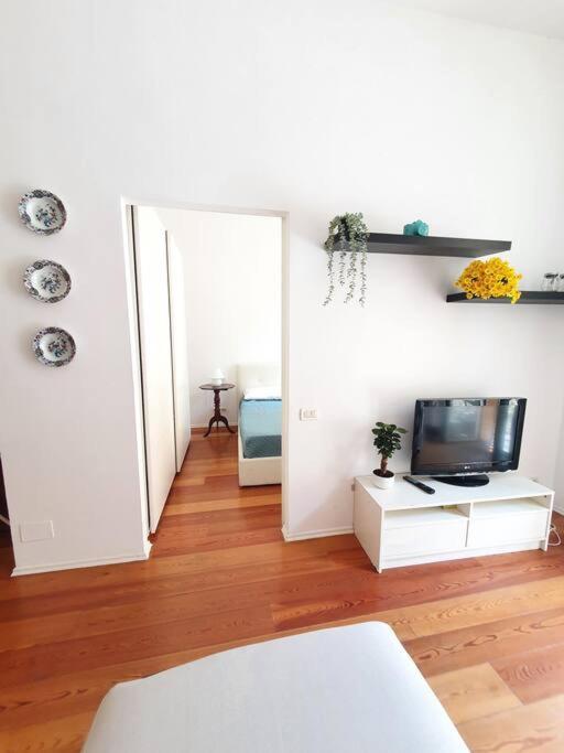 Daisy Apartment - City Center La Spezia Esterno foto