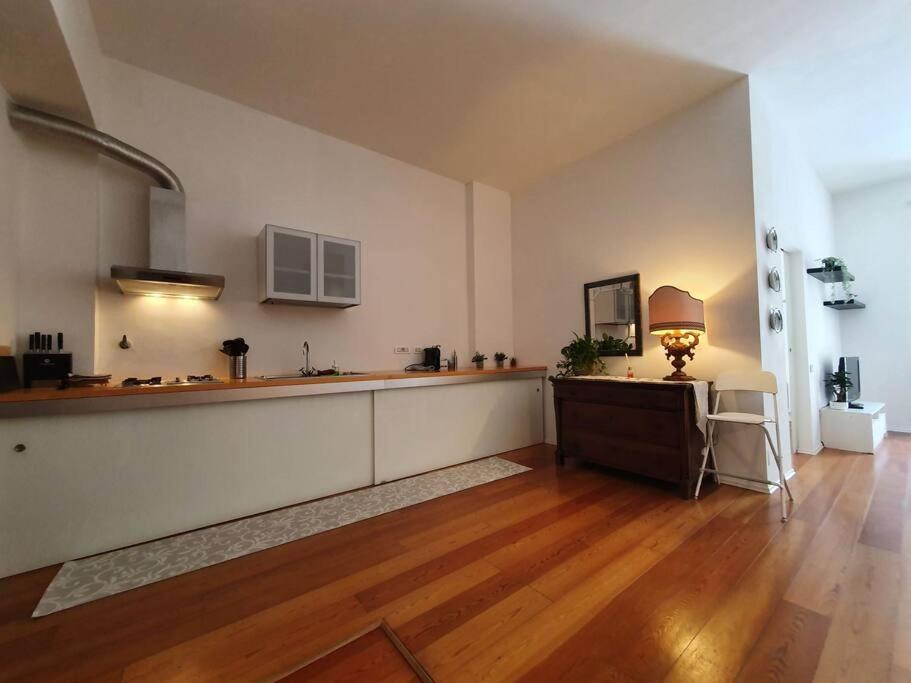 Daisy Apartment - City Center La Spezia Esterno foto